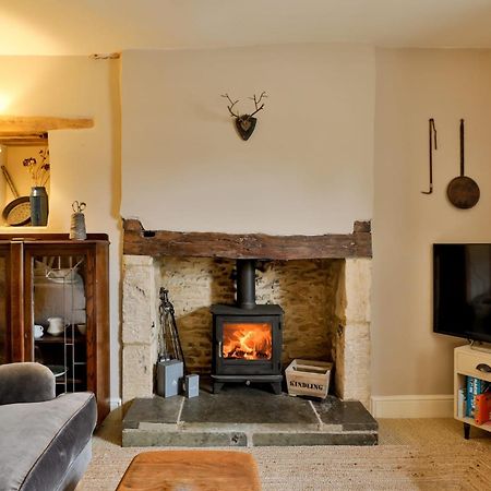 Jasmine Cottage, Upper Slaughter, Cotswolds Челтнъм Екстериор снимка