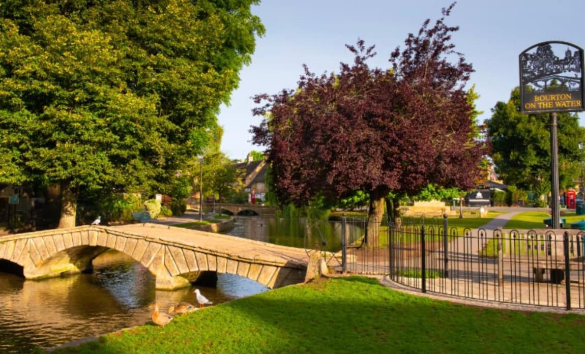 Jasmine Cottage, Upper Slaughter, Cotswolds Челтнъм Екстериор снимка