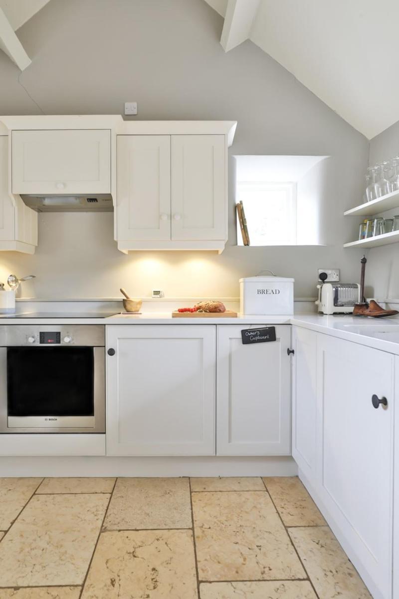 Jasmine Cottage, Upper Slaughter, Cotswolds Челтнъм Екстериор снимка